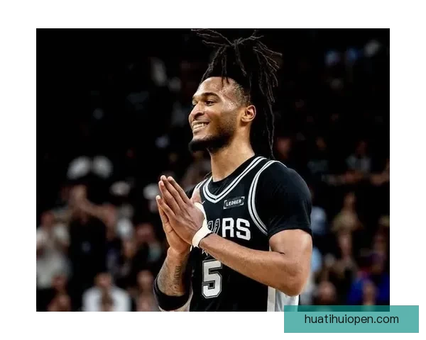 马刺豪取七连胜大胜灰熊锁定季后赛 文班19分15篮板7盖帽助力23胜