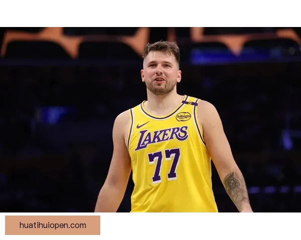 里夫斯谈比赛节奏未到位仍获胜 东契奇或再现单场60分表现 里夫斯谈比赛节奏未到位仍获胜 东契奇或再现单场60分表现