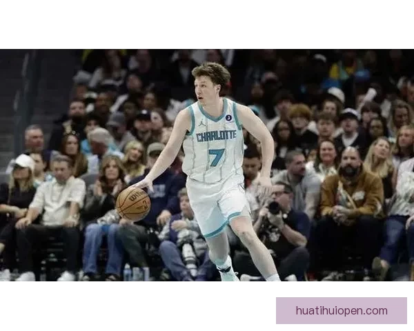 克努佩尔创历史超肯巴沃克成黄蜂单赛季三分王